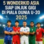 Lima wonderkid Asia siap tampil di Piala Dunia U-20 2025: Jepang, Korea Selatan, Uzbekistan, Arab Saudi, dan Indonesia berdiri di stadion sepak bola.